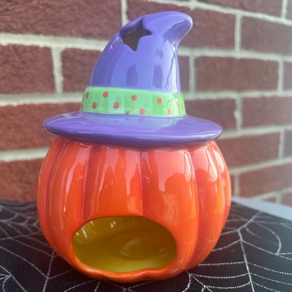 VINTAGE Hallmark Halloween Pumpkin 🎃 - Picture 2 of 3